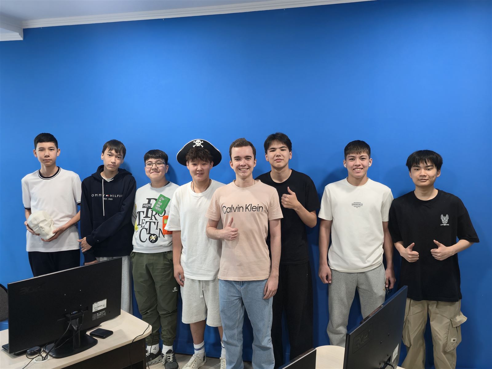Teaching a video editing and motion design class at ITSTEP Academy